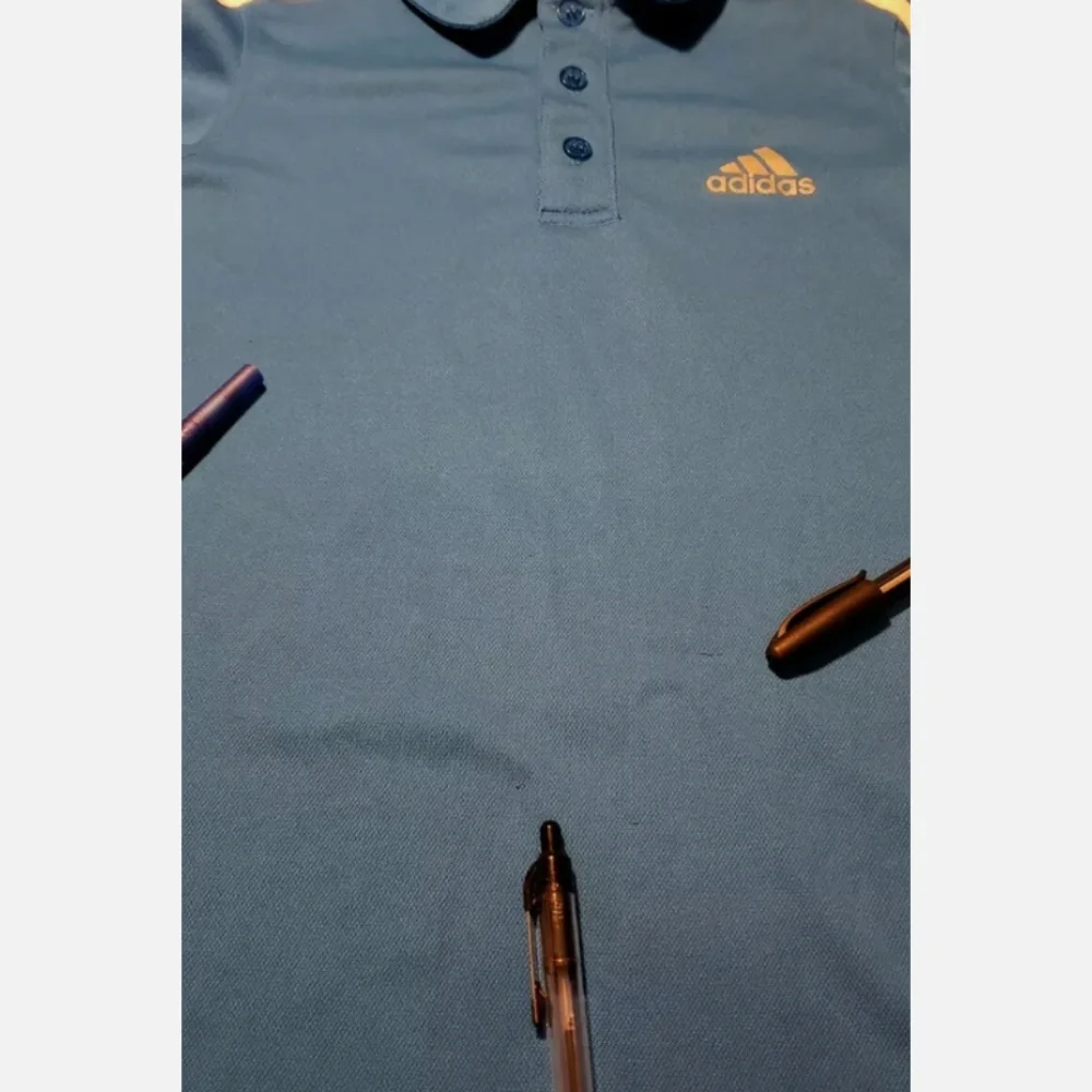 Adidas Boys Shirt Short Sleeve Size: Small 8